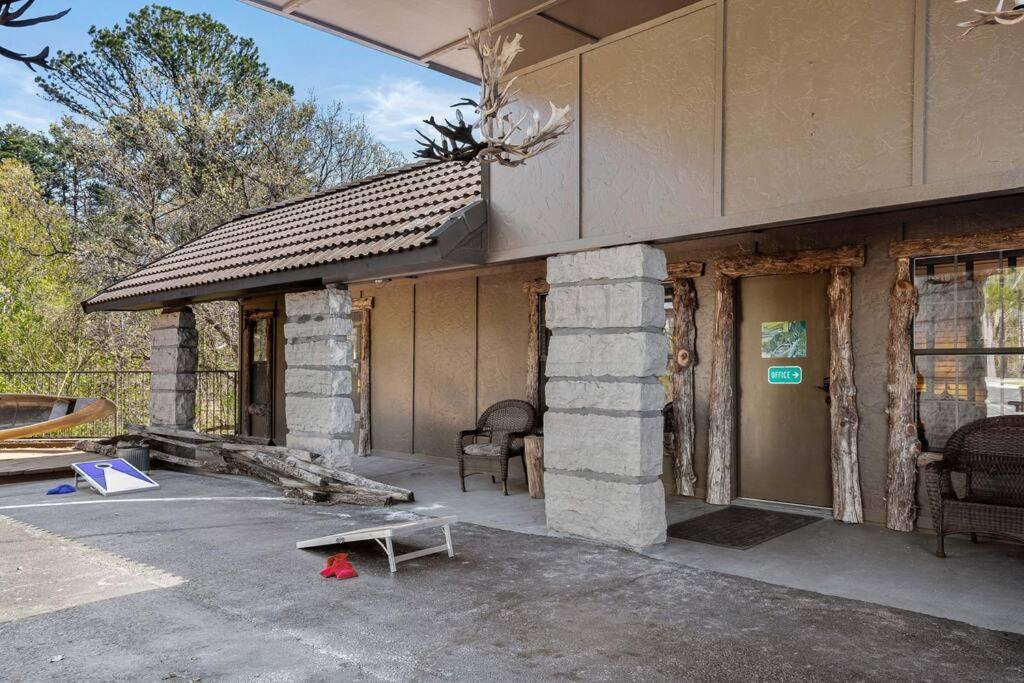 Stonegate Lodge Bear'S Den Kitchen, Pool, Firepit, Wifi ,Smart Tvs Eureka Springs Buitenkant foto